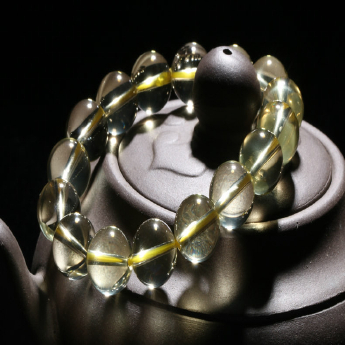 黄晶圆形手链 规格12mm 重量 40克 编码 82101313