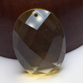黄晶挂坠（刻面椭圆形） 规格26*18mm 重量 7克 编码 90000621