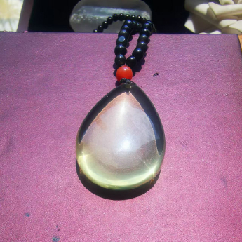 黄晶水滴形挂坠+黑曜石圆珠毛衣链 规格42*28*13/4mm 重量 36克 编码 82300288