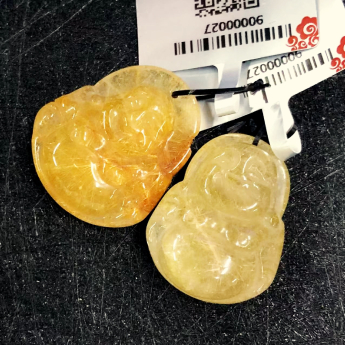 发晶笑佛挂坠 规格18*28mm 重量 /克 编码 90000027