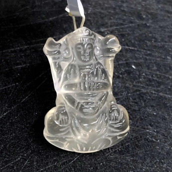 黄晶(千手观音)护身佛挂坠 规格39*24mm 重量 /克 编码 90000085