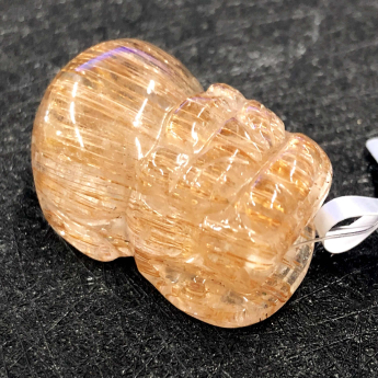 顶级猫眼金铜顺发皮丘挂坠礼盒套装 规格/mm 重量 /克 编码 82800150