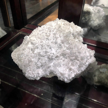 白晶簇 规格12*10cm 重量 1.018/ 编码 22003920