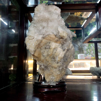 白晶簇 规格21*10cm 重量 1.887/ 编码 22003951