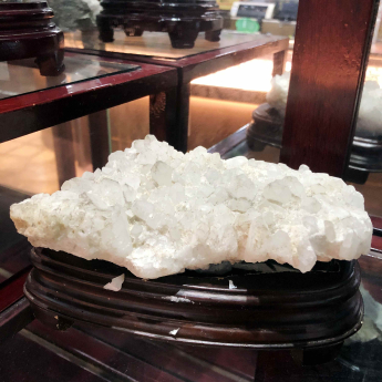 白晶簇 规格13*10cm 重量 0.672/ 编码 22003987