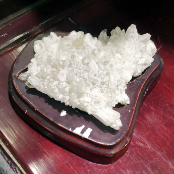 白晶簇 规格11*9/ 重量 0.29千克 编码 82900171