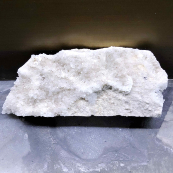 白晶簇 规格26*11cm 重量 1.98/ 编码 22003947