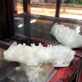 白晶簇 规格10*4cm 重量 0.15/ 编码 22003931