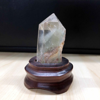 花幽灵水晶柱 规格66**25*20mm 重量 // 编码 20504005