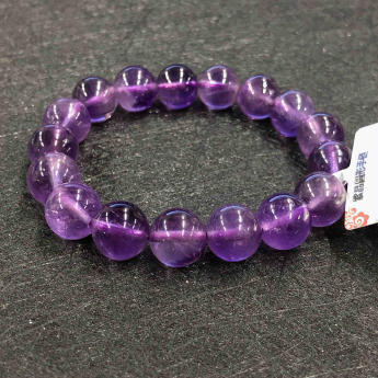 紫晶圆形手链 规格12mm 重量 45克 编码 82102588