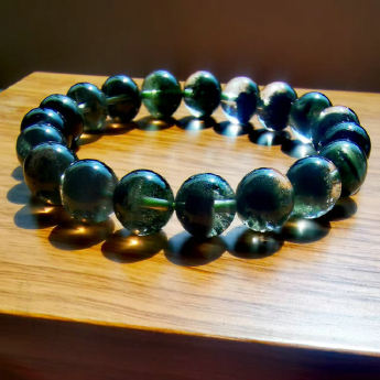极品绿幽灵圆形手链（聚宝盆） 规格10mm 重量 27克 编码 89001022