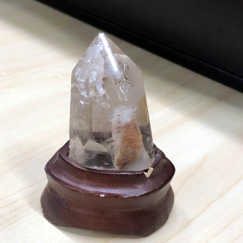 幽灵晶柱摆件 规格23*89mm 重量 0.069千克 编码 22003797