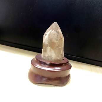 花幽灵水晶柱 规格70*27*24mm 重量 // 编码 20504010