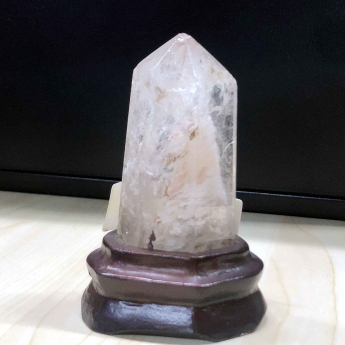 幽灵晶柱(千层塔) 规格// 重量 0.1/ 编码 38000233