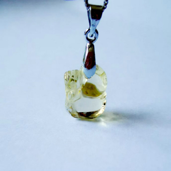 黄晶葫芦皮丘一世无忧挂坠（非925锁骨链） 规格15*11mm 重量 2.5克 编码 82200001
