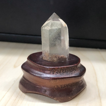 晶柱 规格25*49mm 重量 0.034/ 编码 22003825