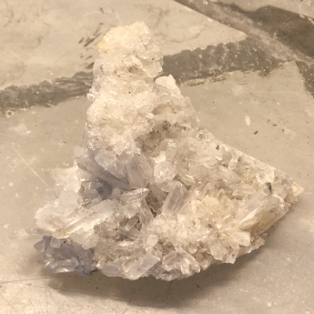 白晶簇 规格81*88mm 重量 0.395/ 编码 22003901