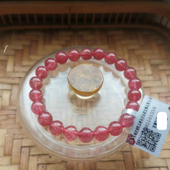 草莓晶圆形手链 规格8mm 重量 18克 编码 82101218