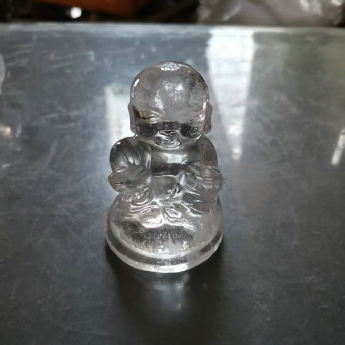 原石水晶摆件（送财童子） 规格宽6高8cm 重量 // 编码 35102674