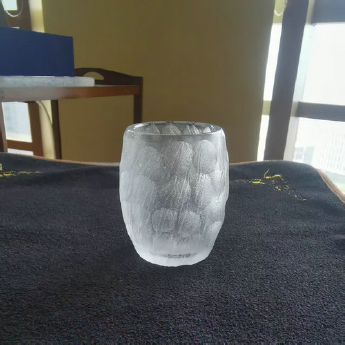 原石水晶冰烧腰鼓杯（锤纹） 规格宽6高8cm 重量 // 编码 35102502