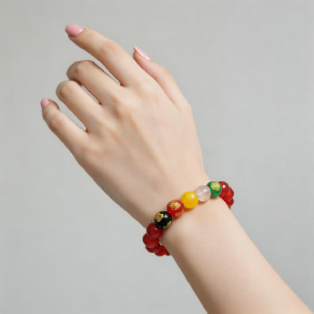 红玛瑙或黑玛瑙圆珠手链一条(五路财神.逢考必胜.金榜题名.） 规格主珠10mm 重量 // 编码 16800127（多种搭配看图选款）