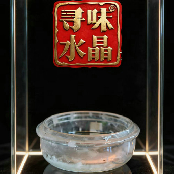 原石水晶锅(凸边) 规格24*8/ 重量 / 编码 35200019