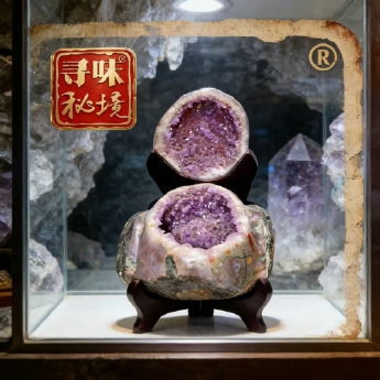 聚宝盆摆件(金蟾)（水晶大王收藏） 规格73*35*36/ 重量 // 编码 33002896