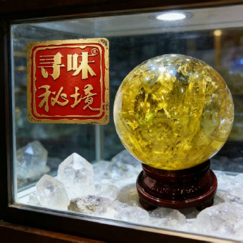 黄晶景球（水晶大王收藏）（非卖品） 规格30cm 重量 /千克 编码 17003088