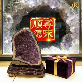 紫晶洞 规格// 重量 23.2千克 编码 10003980