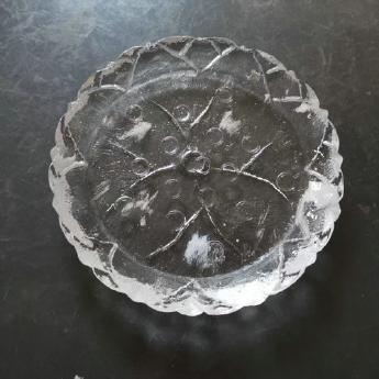 原石水晶冰烧圆形托碟（圆点） 规格16cm 重量 // 编码 35102670