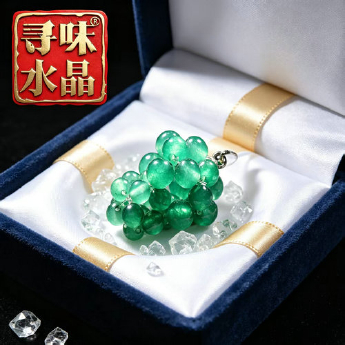 东陵玉提子形挂坠 规格/mm 重量 38克 编码 91000119