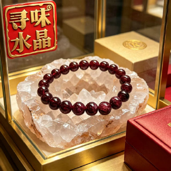 石榴石圆形手链 规格8mm 重量 27克 编码 82100140