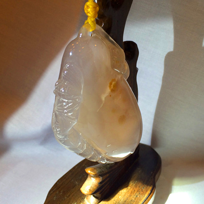 水胆玛瑙挂坠 31050383