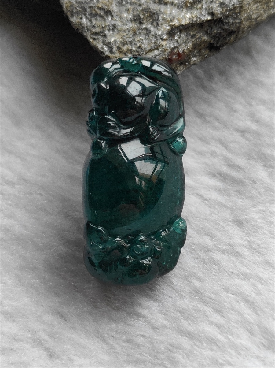 蓝碧玺猴蝠倒(好福到)挂坠92108329